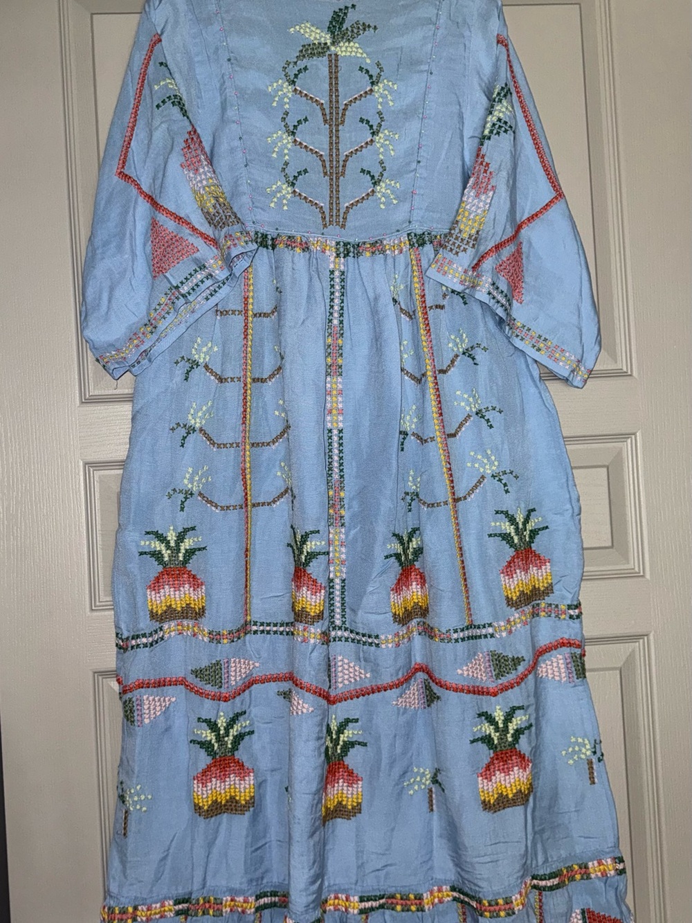 FARM Rio Embroidered Pineapple Linen Maxi Dress / Swim Cover Up - Picture 11 of 14